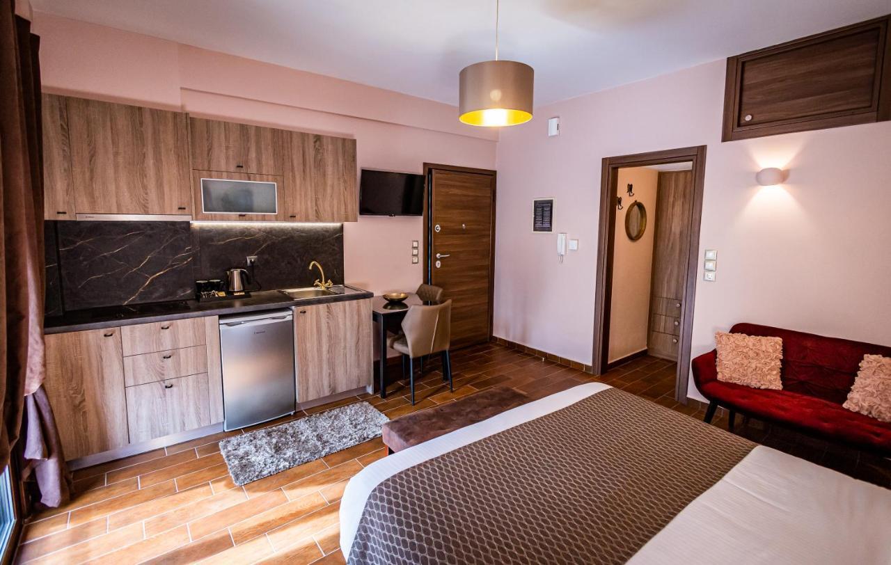 Maron Apartment Kalavryta Exterior foto