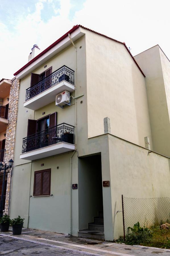 Maron Apartment Kalavryta Exterior foto