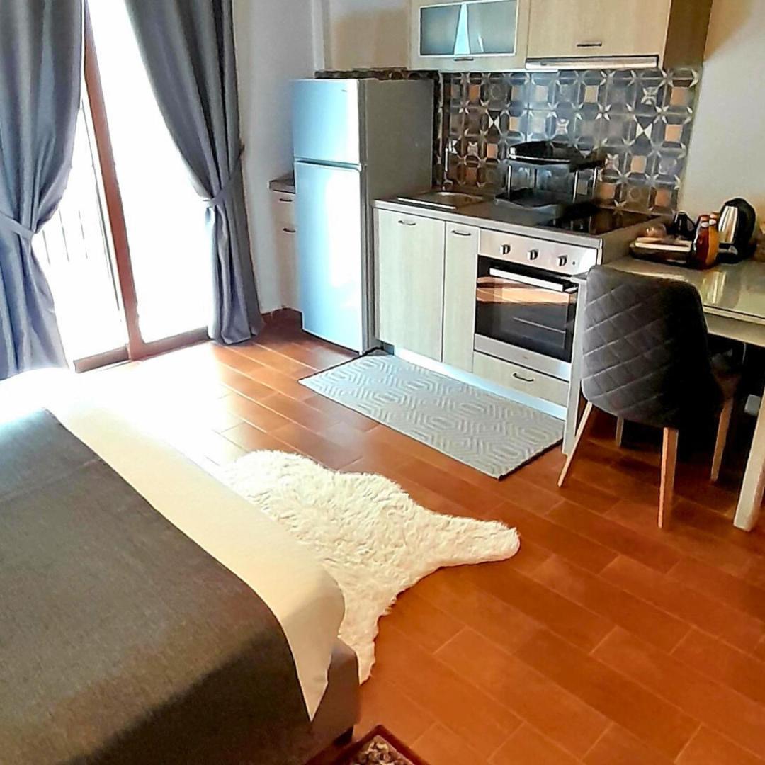 Maron Apartment Kalavryta Exterior foto